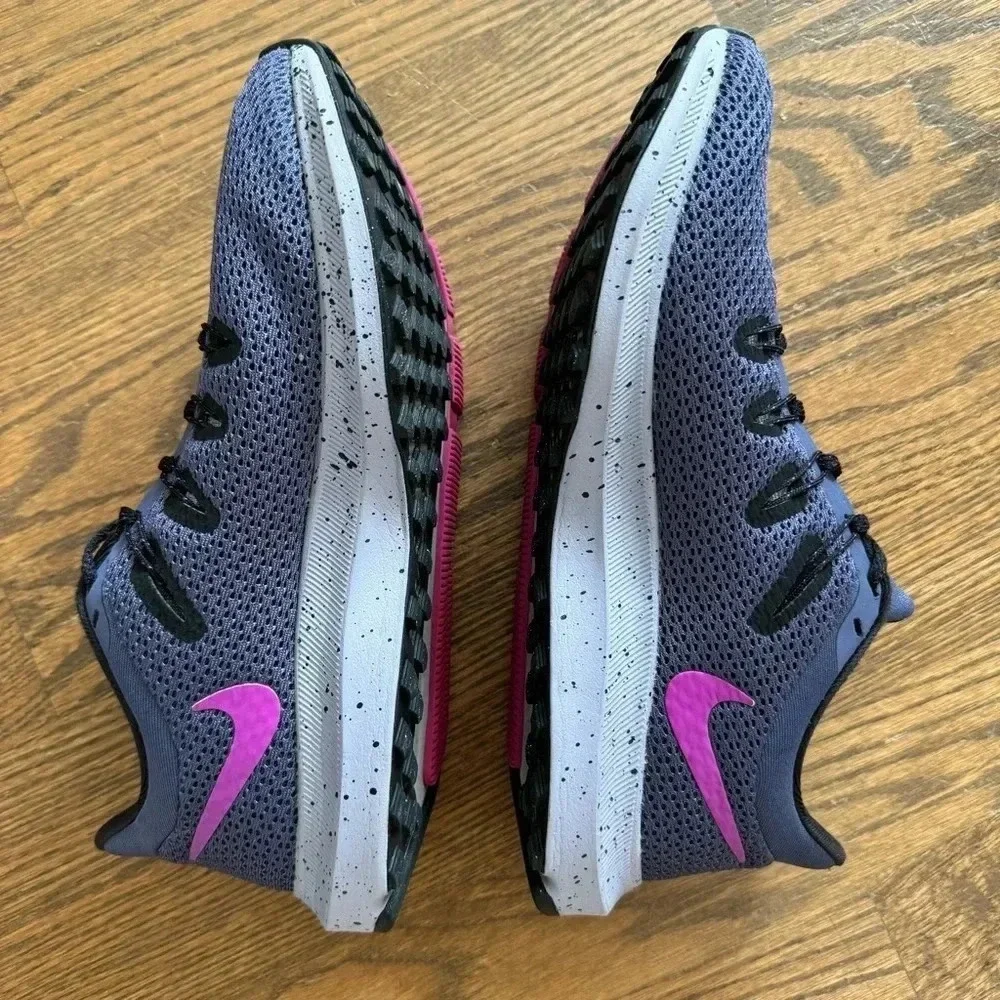 Nike Quest 2 SE Running Shoes Women’s size 8